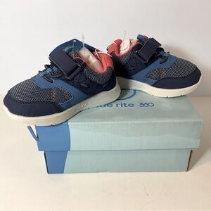 Stride right 360 kids shoes size 6 months new in box with tags